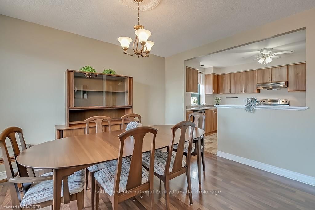 Photo 8 of Unit 401, 8 Main Street E, Hamilton, Dundas — HOMEH