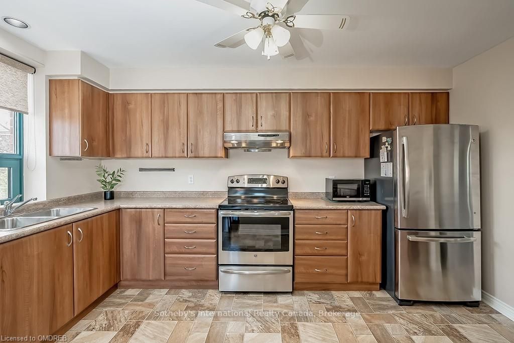 Photo 11 of Unit 401, 8 Main Street E, Hamilton, Dundas — HOMEH