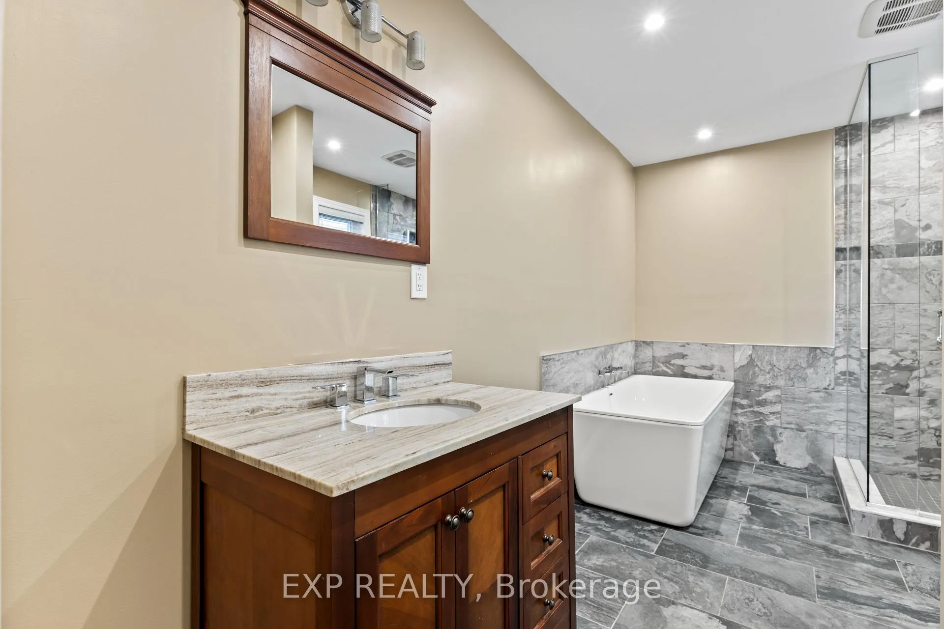 Photo 23 of Unit 82, 2205 South Millway, Mississauga, Erin Mills — HOMEH