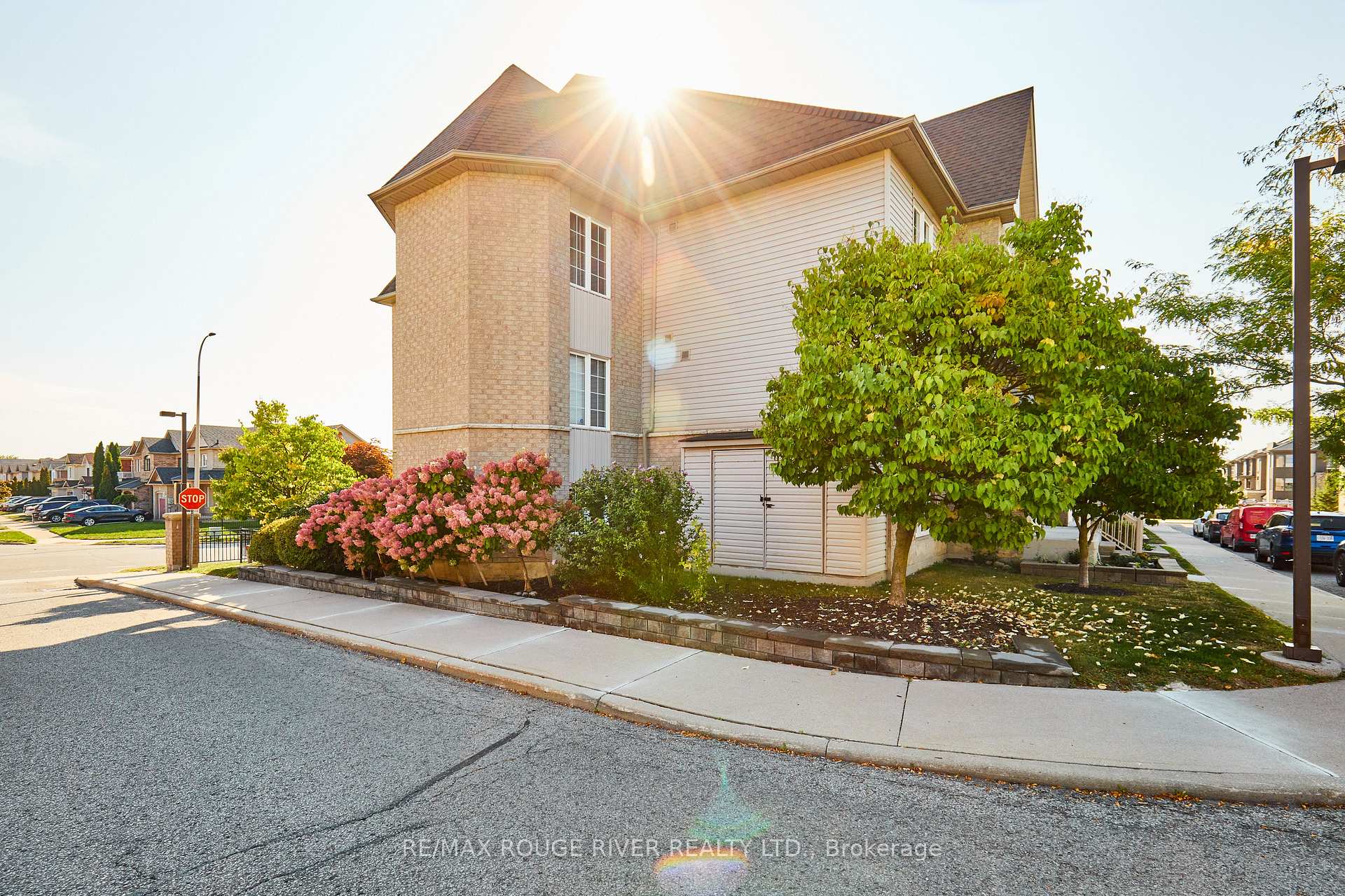 Photo 28 of Unit 2, 72 Petra Way, Whitby, Pringle Creek — HOMEH