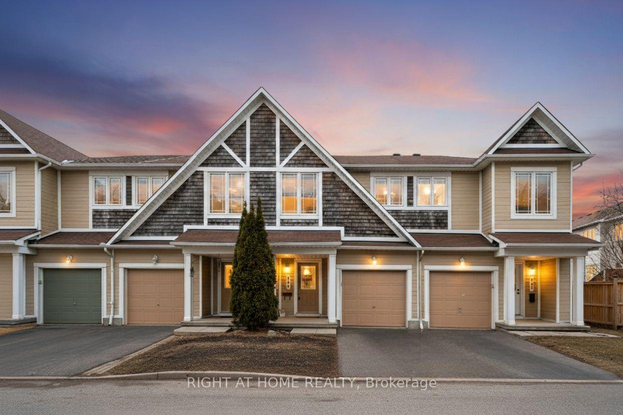 Photo 1 of 421 Hillsboro Private, Ottawa, Kanata - Emerald Meadows/Trailwest — HOMEH