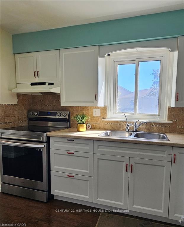 Photo 8 of Unit 135, 51 Paulander Drive, Kitchener, Victoria Hills — HOMEH