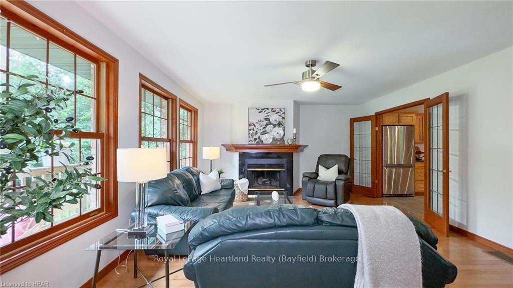 Photo 6 of 21 George Street, Bluewater, Bayfield — HOMEH
