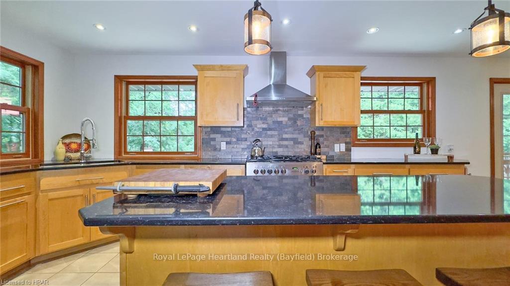 Photo 9 of 21 George Street, Bluewater, Bayfield — HOMEH