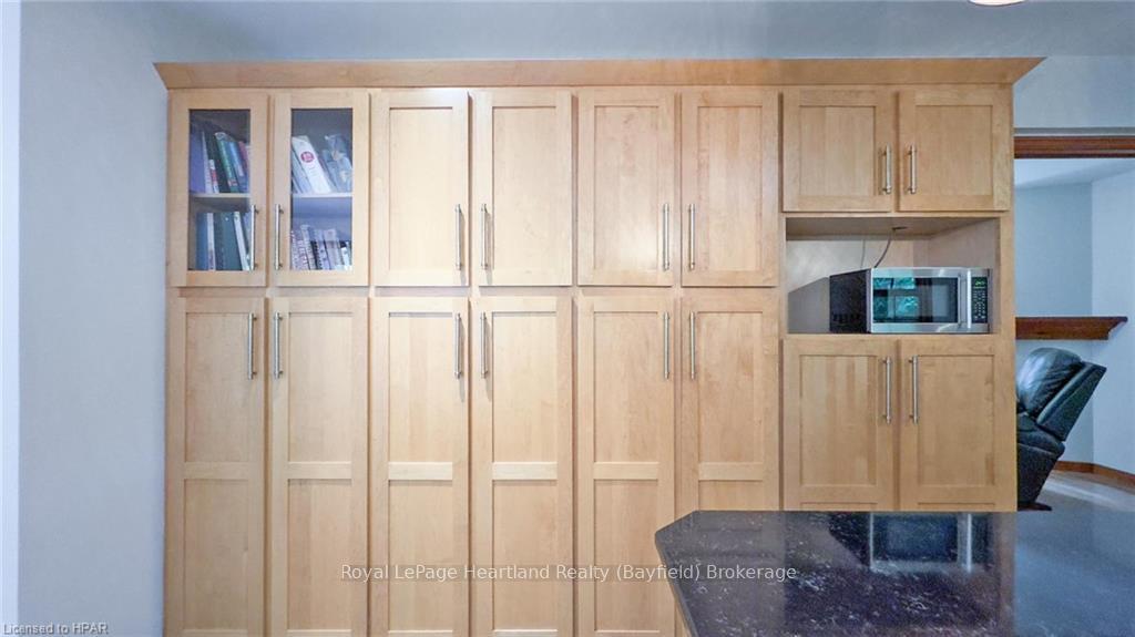 Photo 12 of 21 George Street, Bluewater, Bayfield — HOMEH