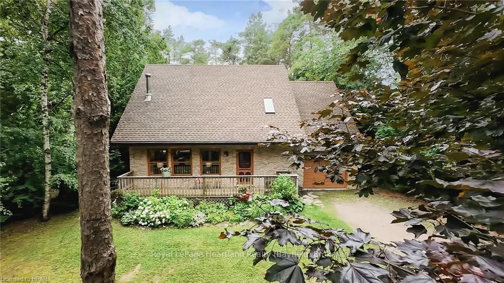 Photo 33 of 21 George Street, Bluewater, Bayfield — HOMEH