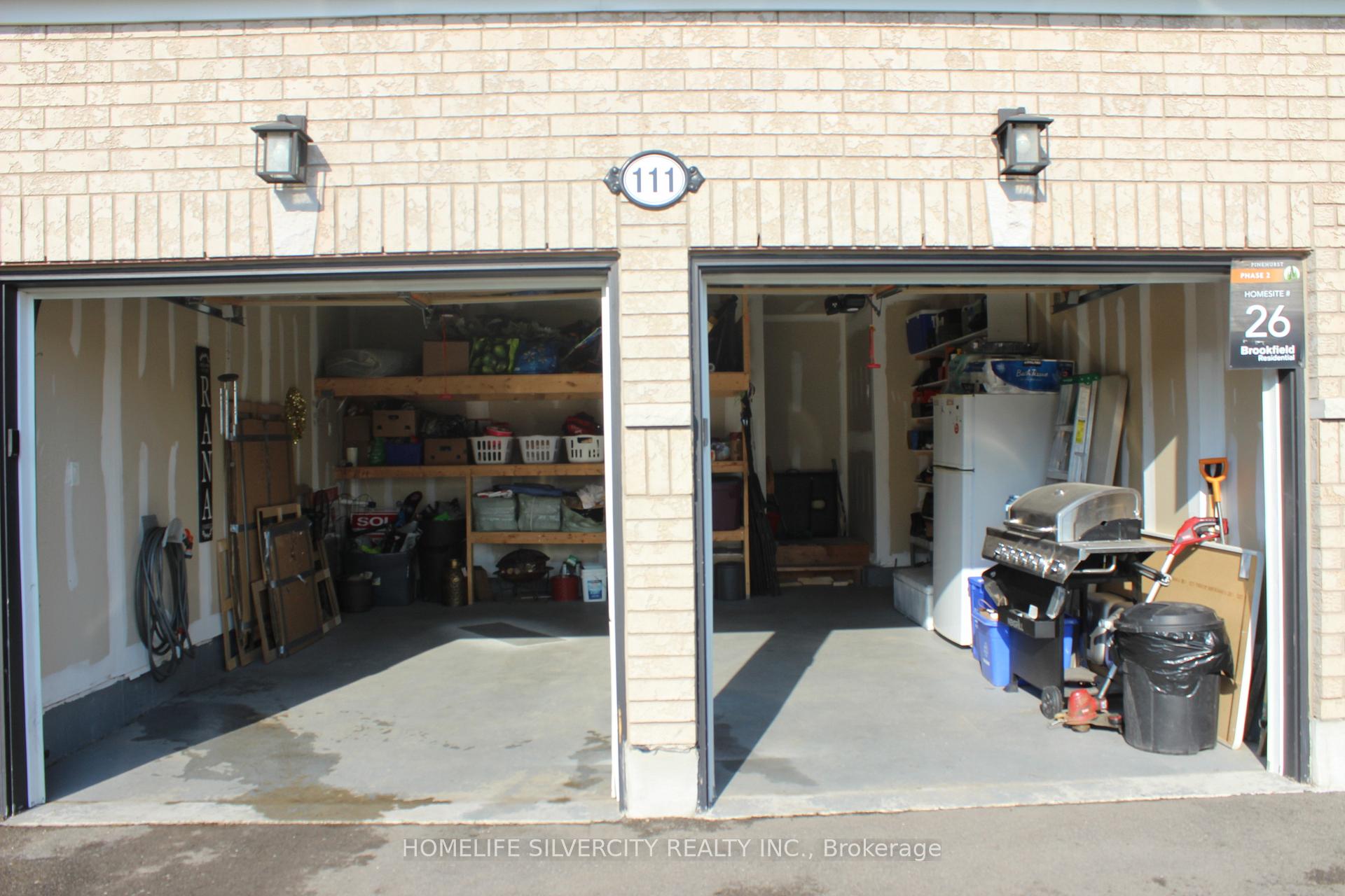 Photo 2 of 111 Oak Avenue, Brant, Paris — HOMEH