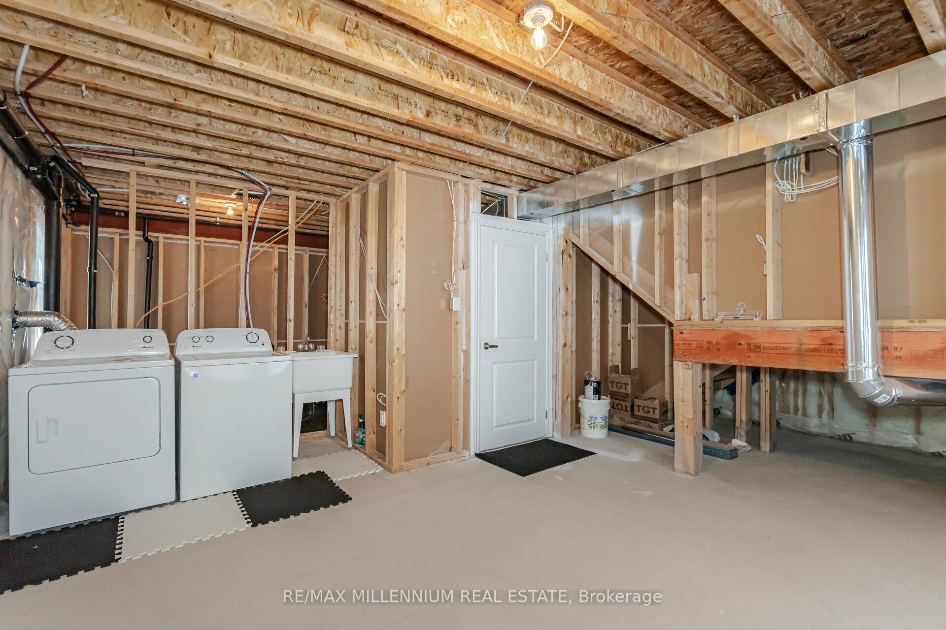 Photo 30 of 200 Lia Drive, Clearview, Stayner — HOMEH