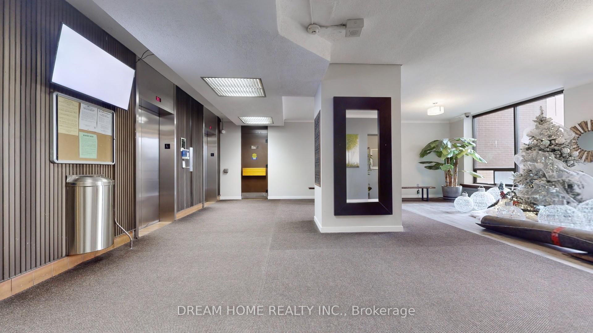 Photo 4 of Unit 1815, 5 Massey Square, Toronto, Crescent Town — HOMEH