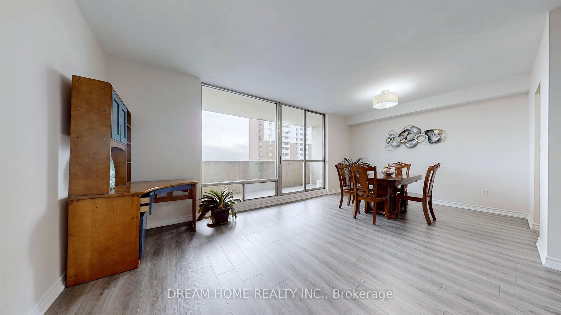 Photo 9 of Unit 1815, 5 Massey Square, Toronto, Crescent Town — HOMEH