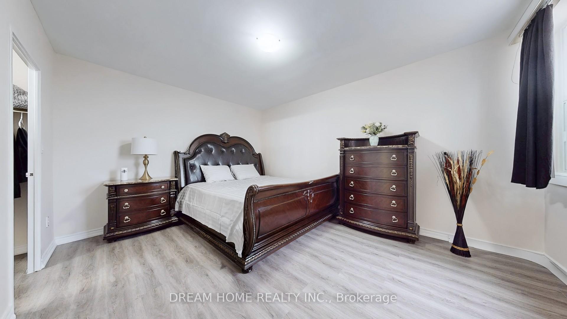Photo 19 of Unit 1815, 5 Massey Square, Toronto, Crescent Town — HOMEH