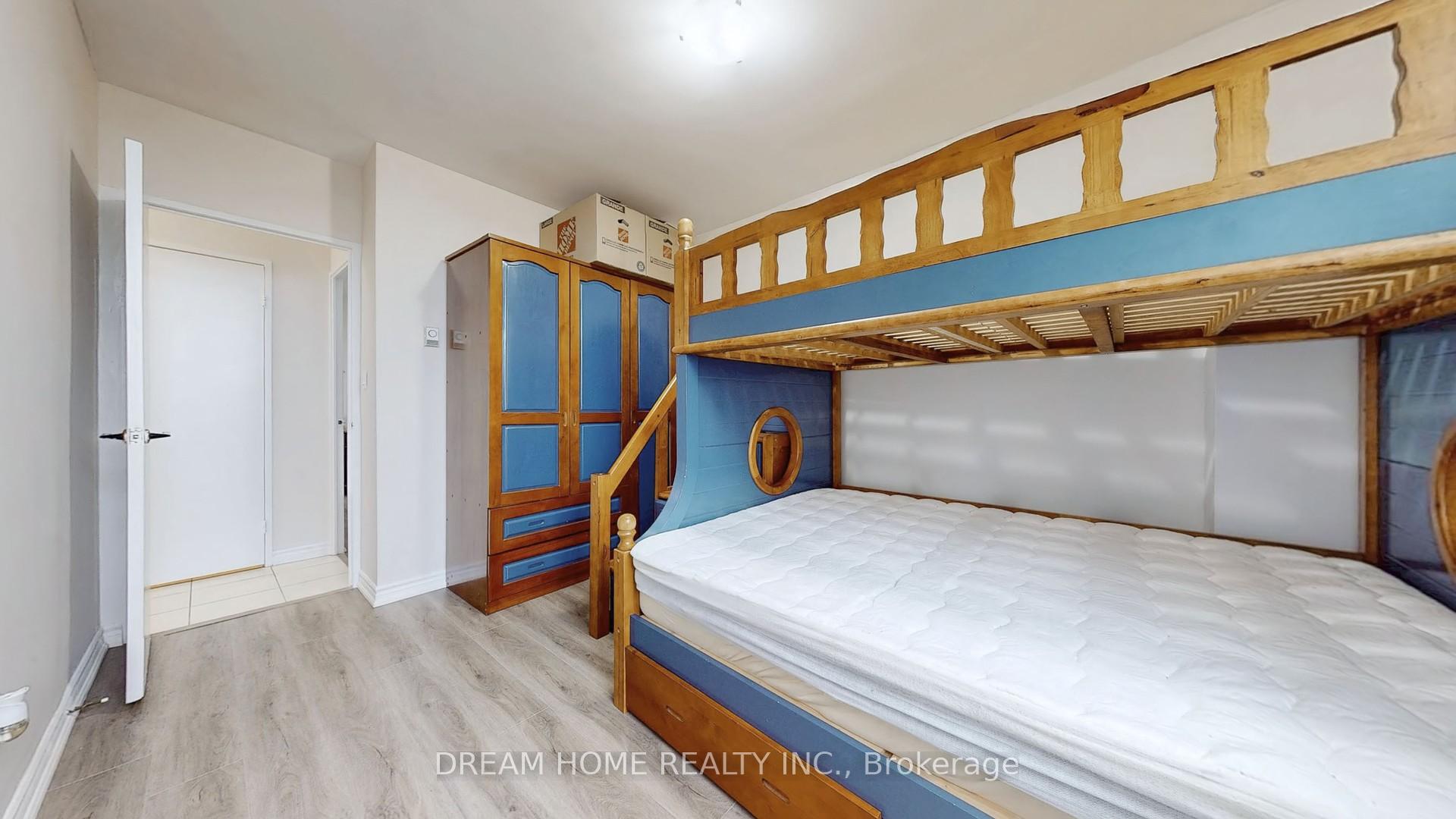 Photo 26 of Unit 1815, 5 Massey Square, Toronto, Crescent Town — HOMEH