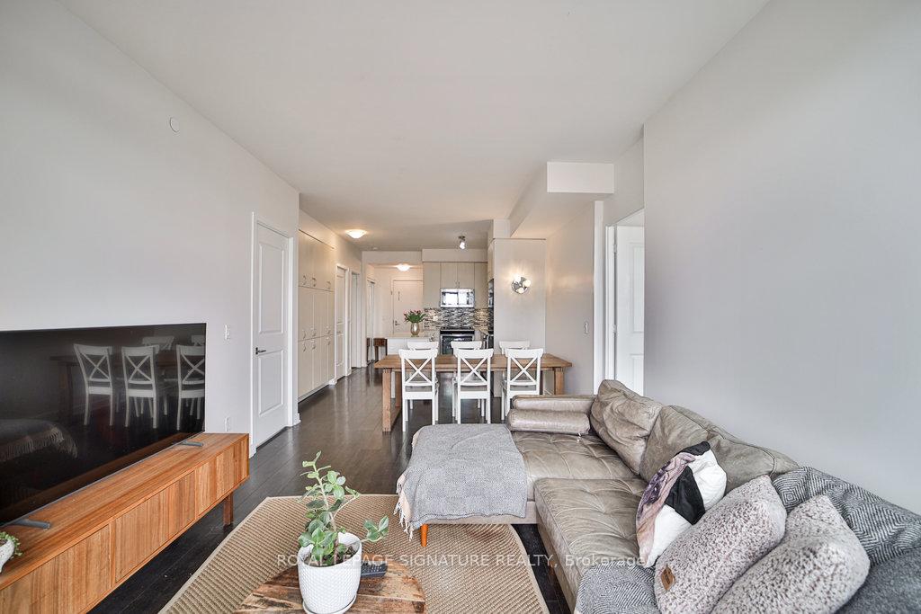 Photo 6 of Unit 709, 4655 Glen Erin Drive, Mississauga, Central Erin Mills — HOMEH