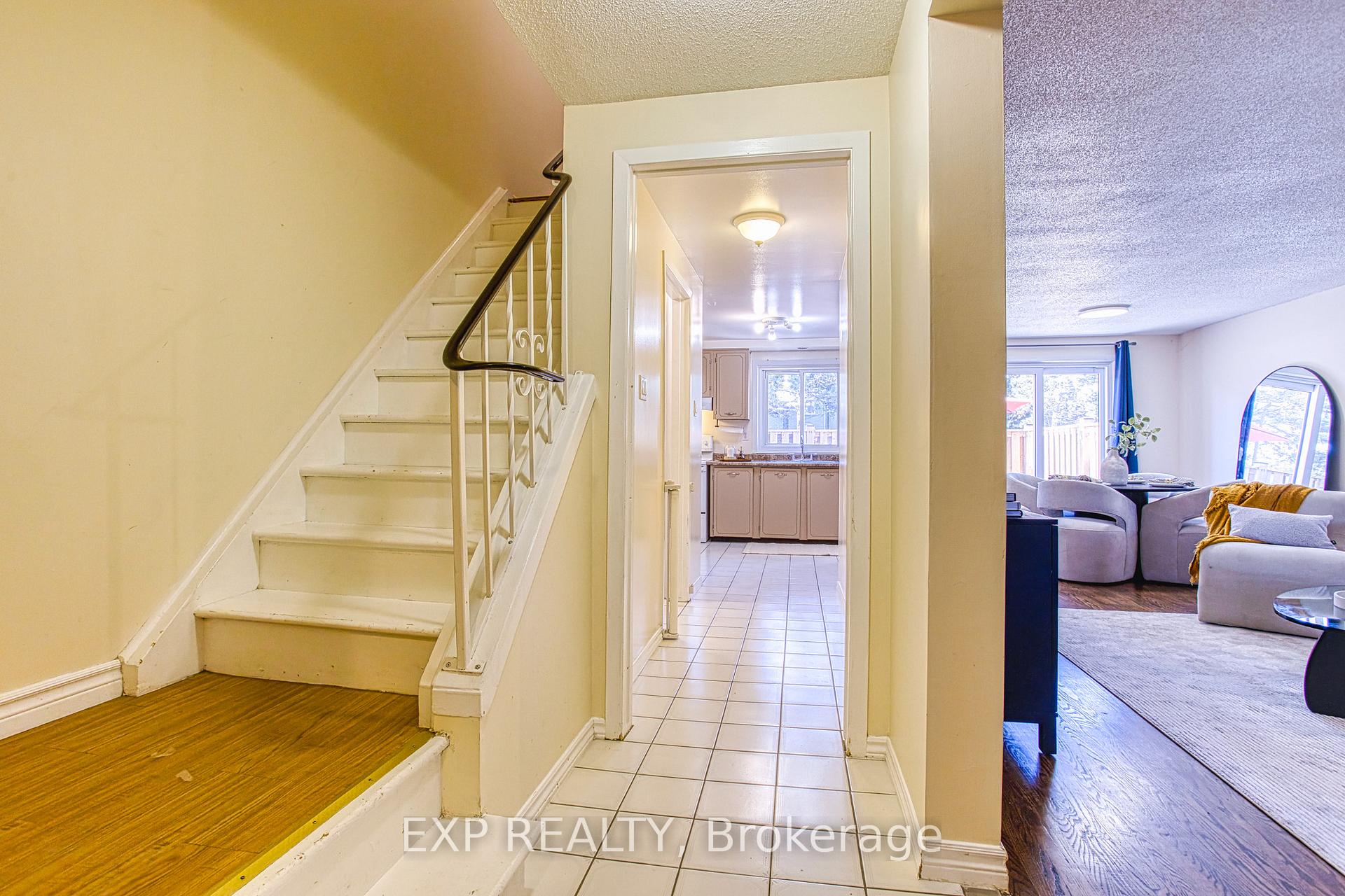 Photo 4 of Unit 37, 151 Gateshead Crescent, Hamilton, Stoney Creek — HOMEH