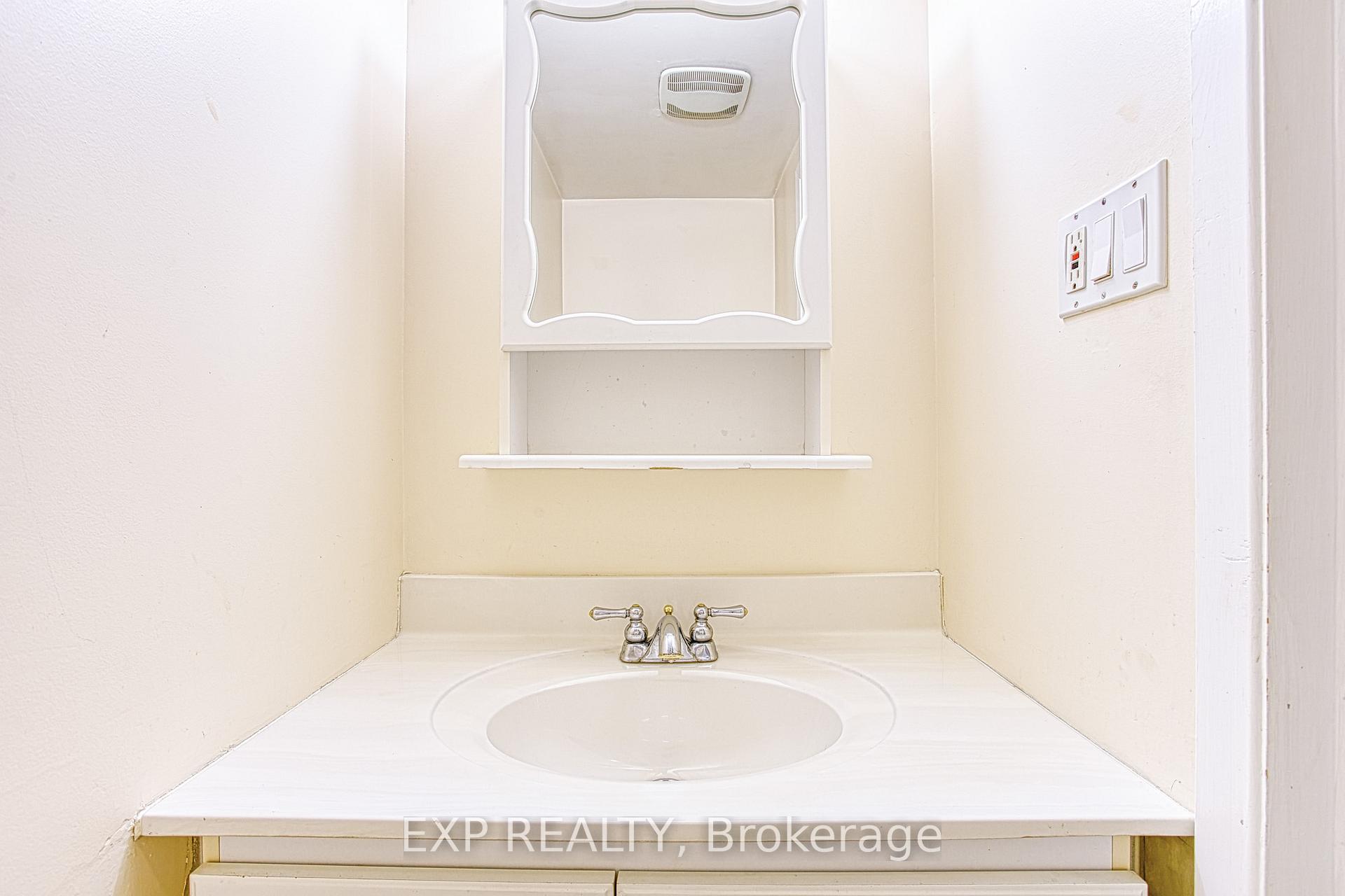 Photo 13 of Unit 37, 151 Gateshead Crescent, Hamilton, Stoney Creek — HOMEH