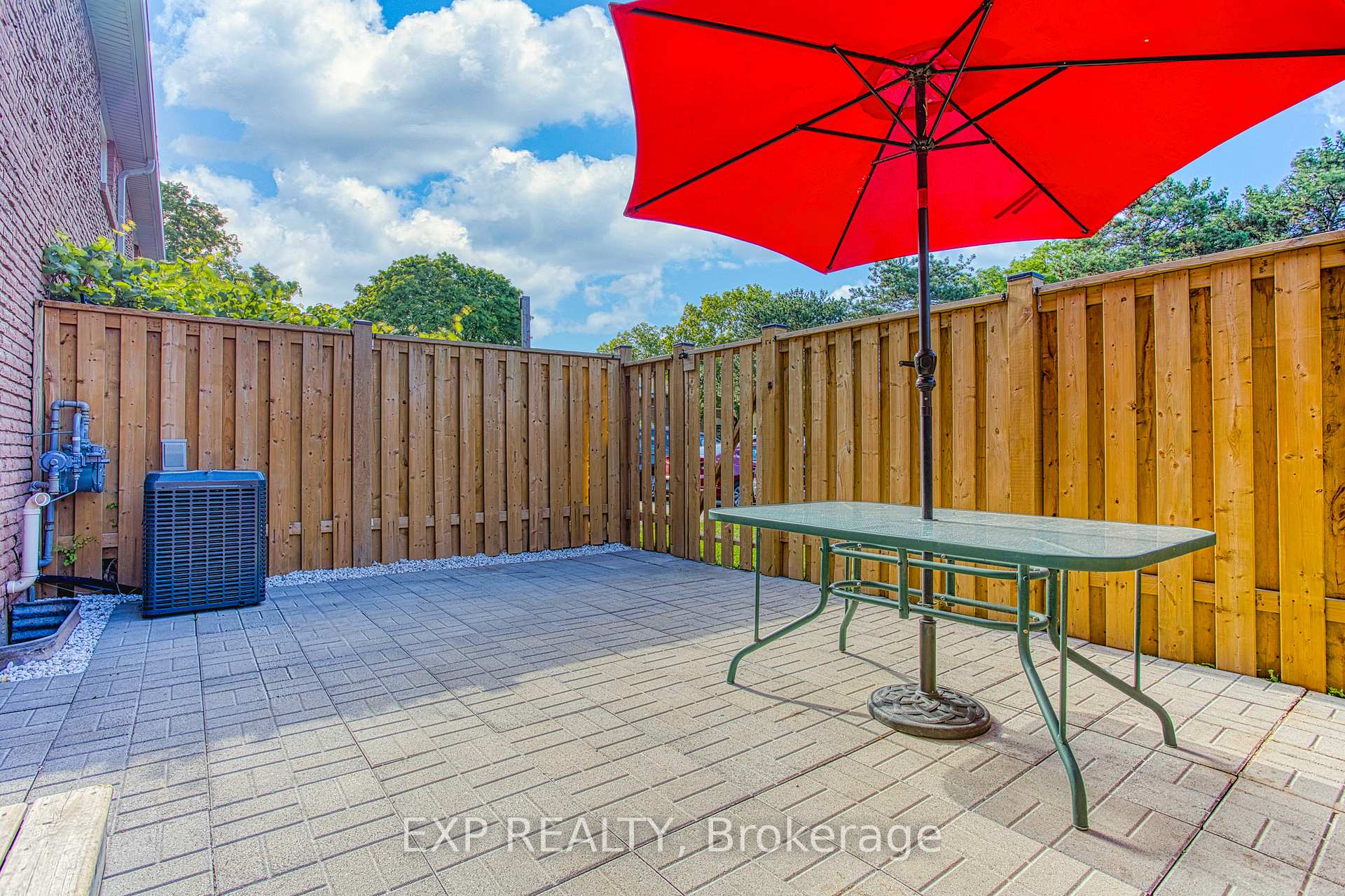 Photo 20 of Unit 37, 151 Gateshead Crescent, Hamilton, Stoney Creek — HOMEH