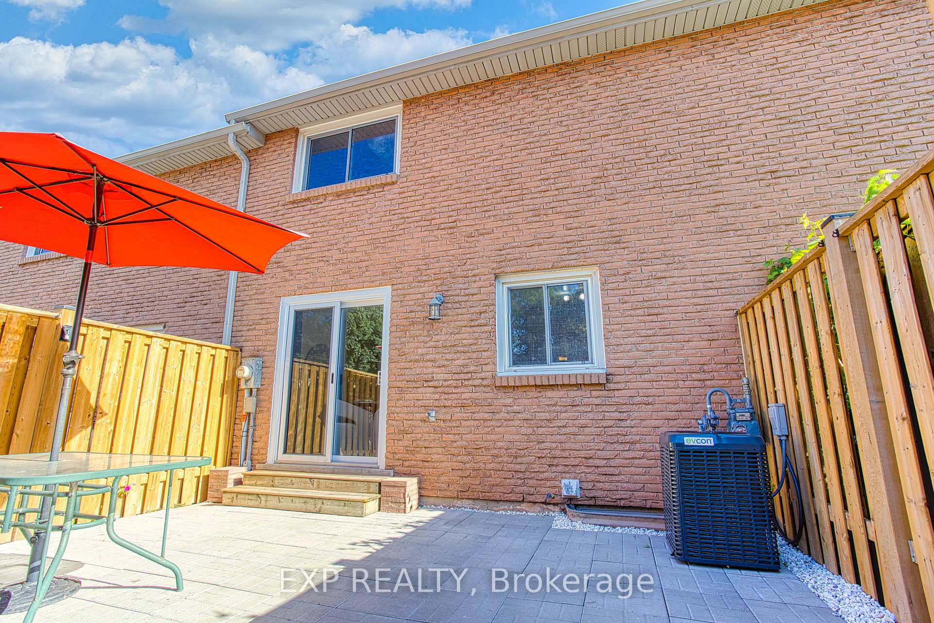 Photo 22 of Unit 37, 151 Gateshead Crescent, Hamilton, Stoney Creek — HOMEH