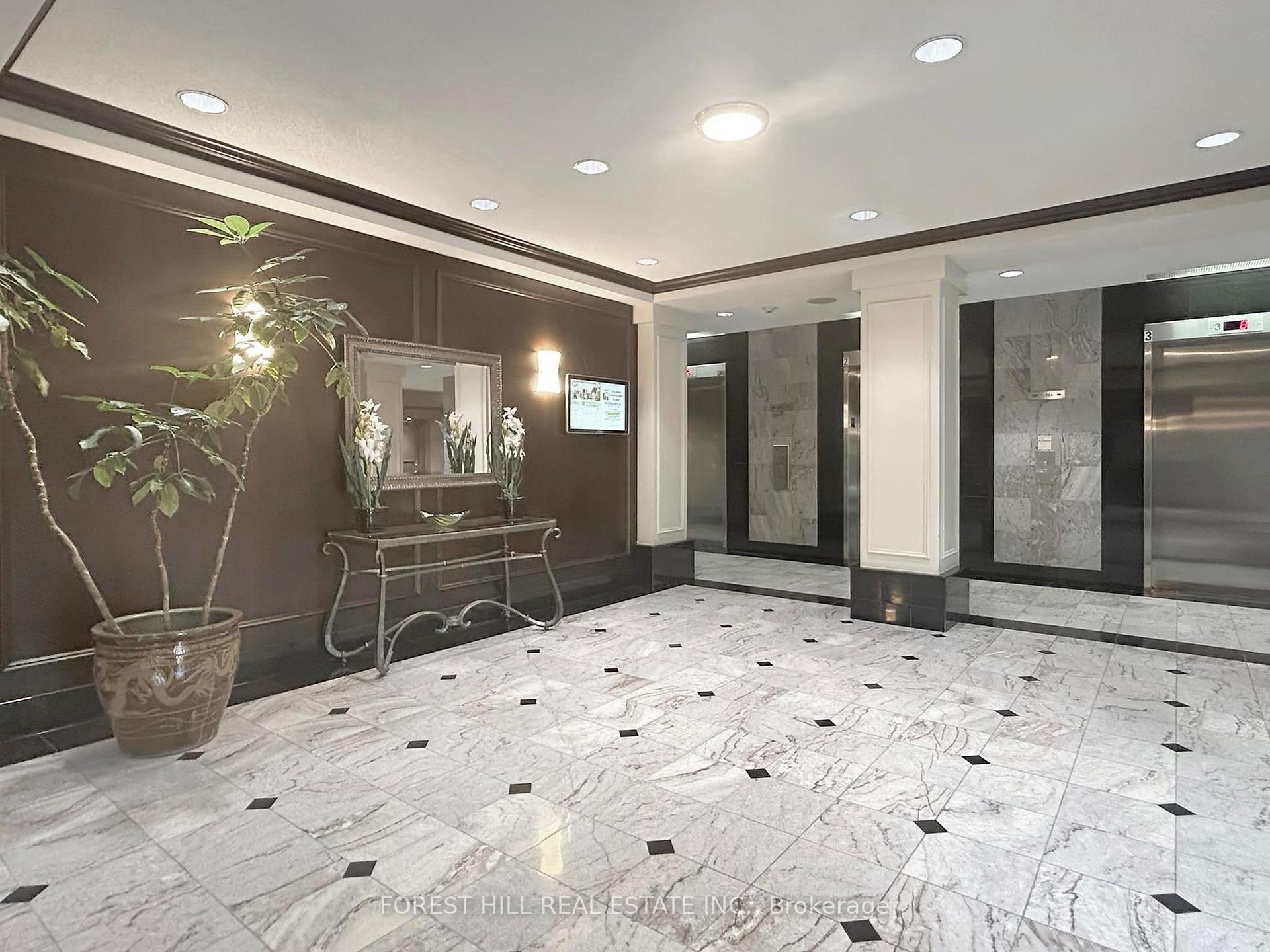 Photo 5 of Unit 1110, 110 Promenade Circle, Vaughan, Brownridge — HOMEH
