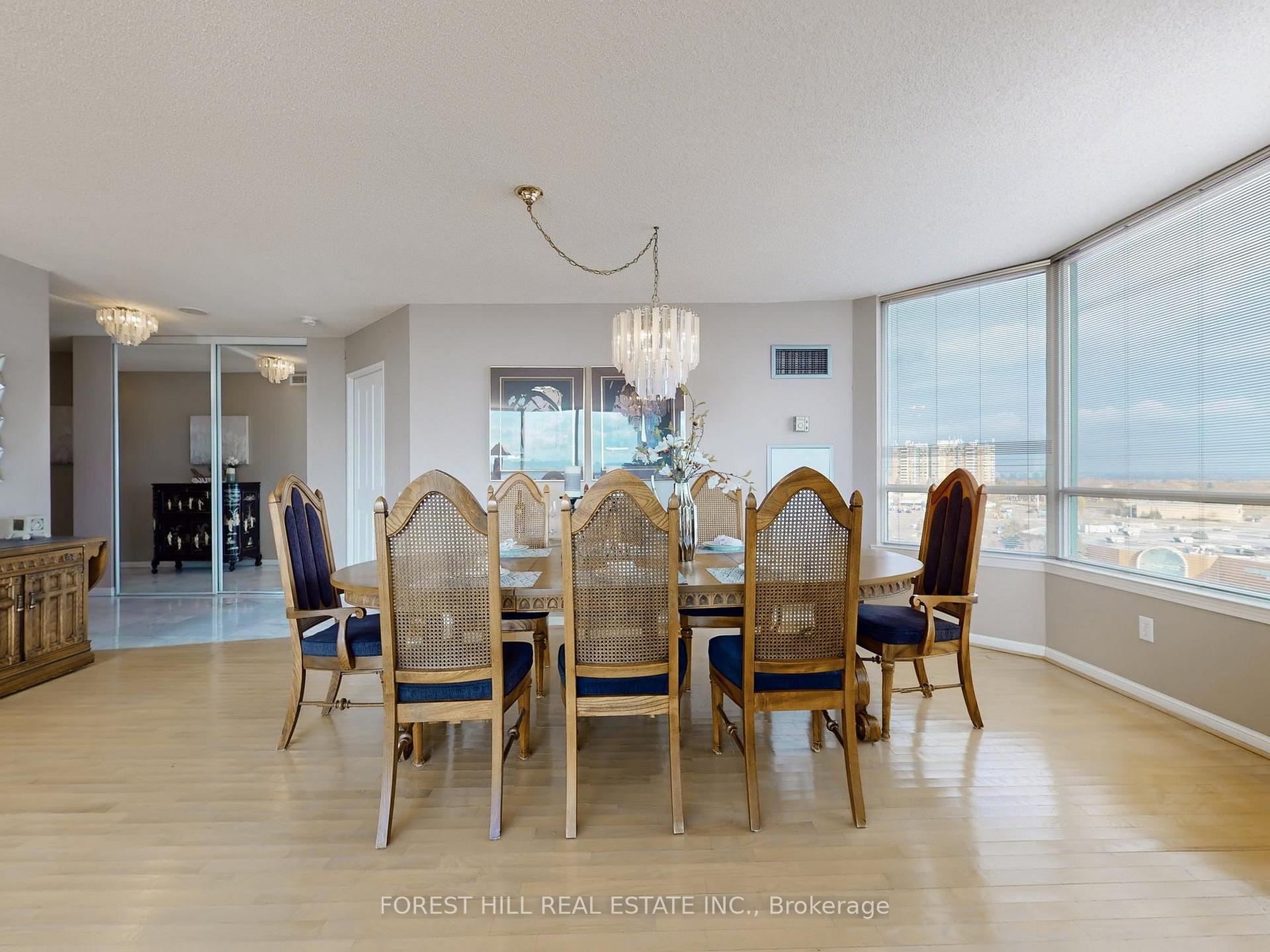 Photo 10 of Unit 1110, 110 Promenade Circle, Vaughan, Brownridge — HOMEH