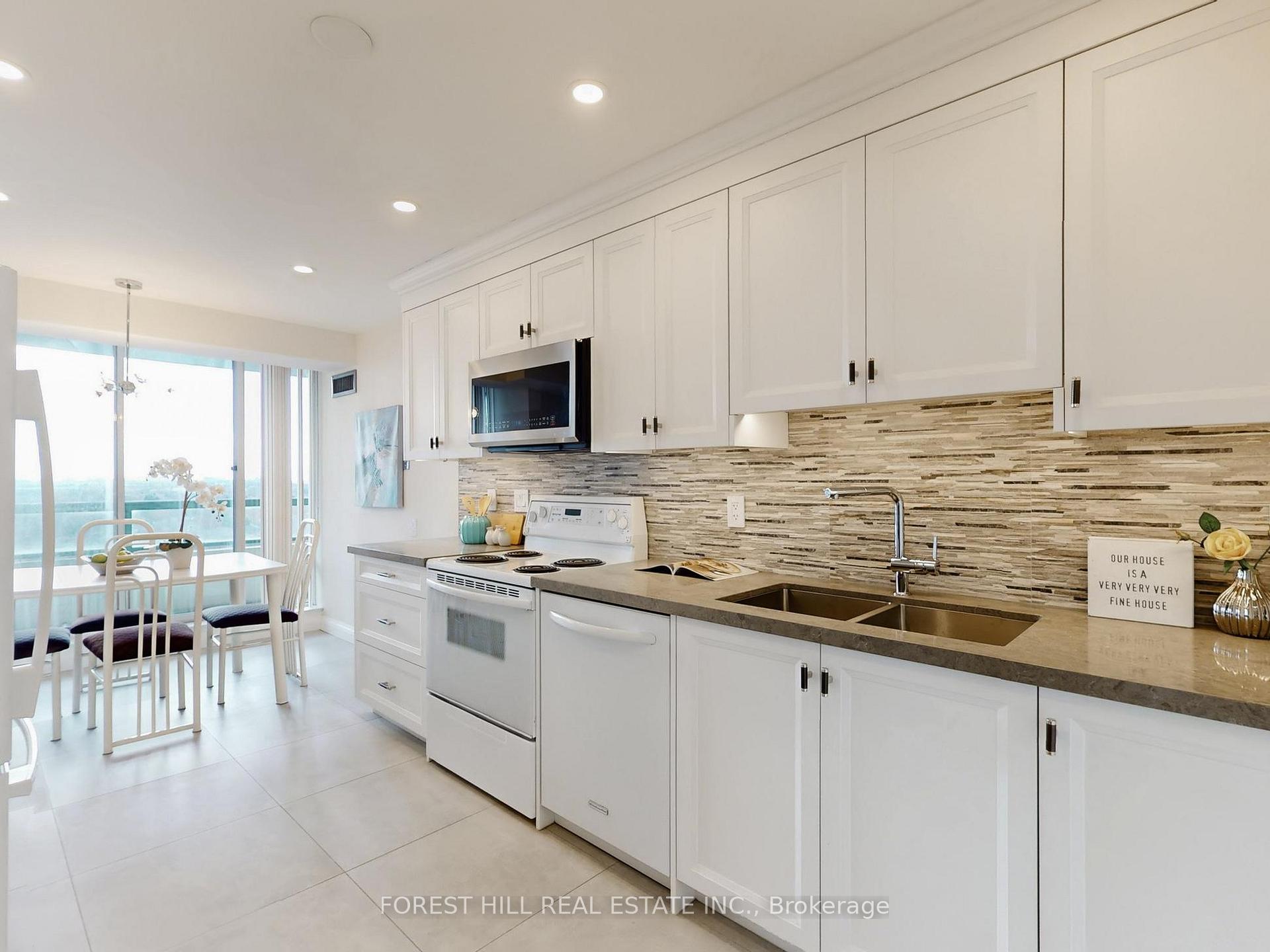 Photo 11 of Unit 1110, 110 Promenade Circle, Vaughan, Brownridge — HOMEH