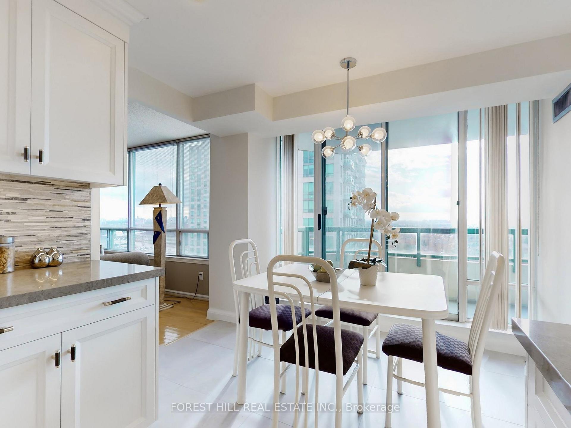 Photo 14 of Unit 1110, 110 Promenade Circle, Vaughan, Brownridge — HOMEH