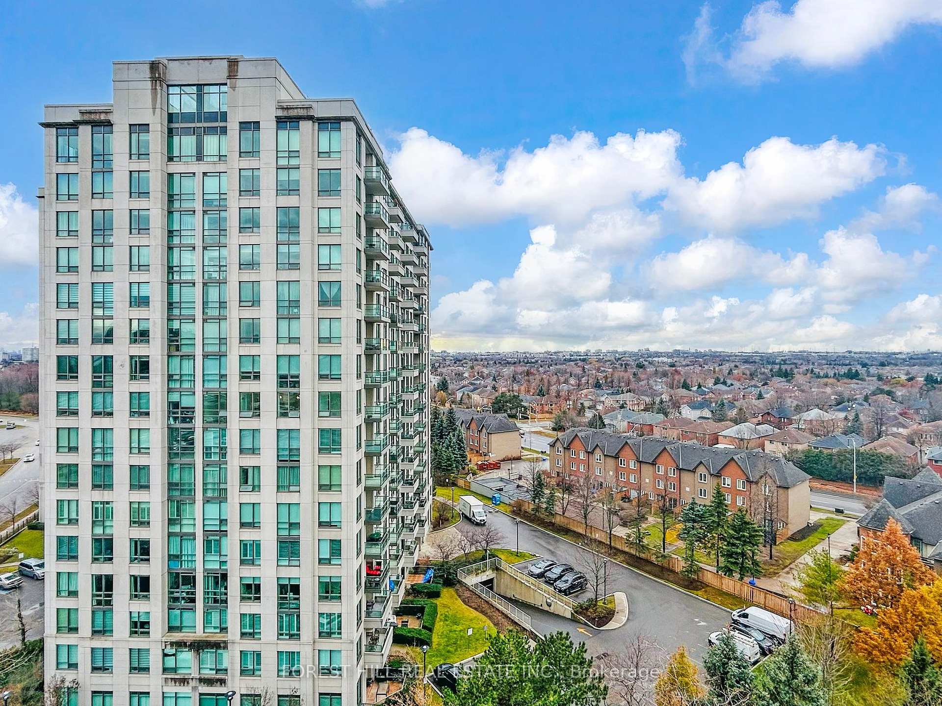 Photo 26 of Unit 1110, 110 Promenade Circle, Vaughan, Brownridge — HOMEH