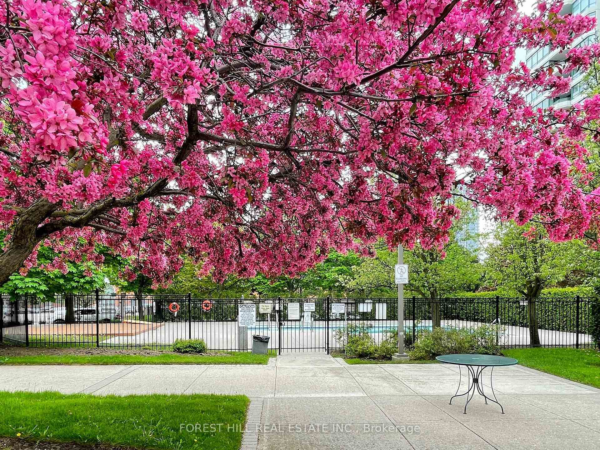 Photo 36 of Unit 1110, 110 Promenade Circle, Vaughan, Brownridge — HOMEH