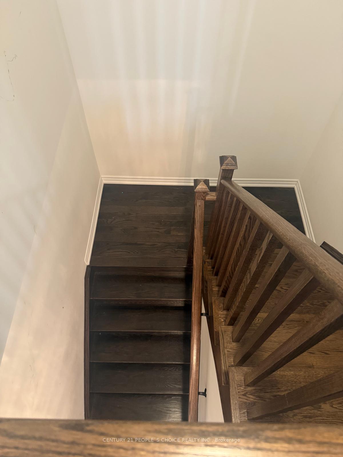 Photo 16 of 12 Cypress Point Street, Barrie, Ardagh — HOMEH