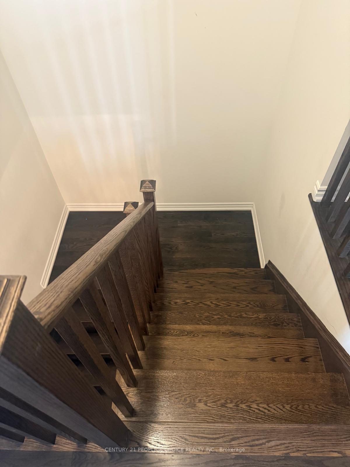 Photo 11 of 12 Cypress Point Street, Barrie, Ardagh — HOMEH