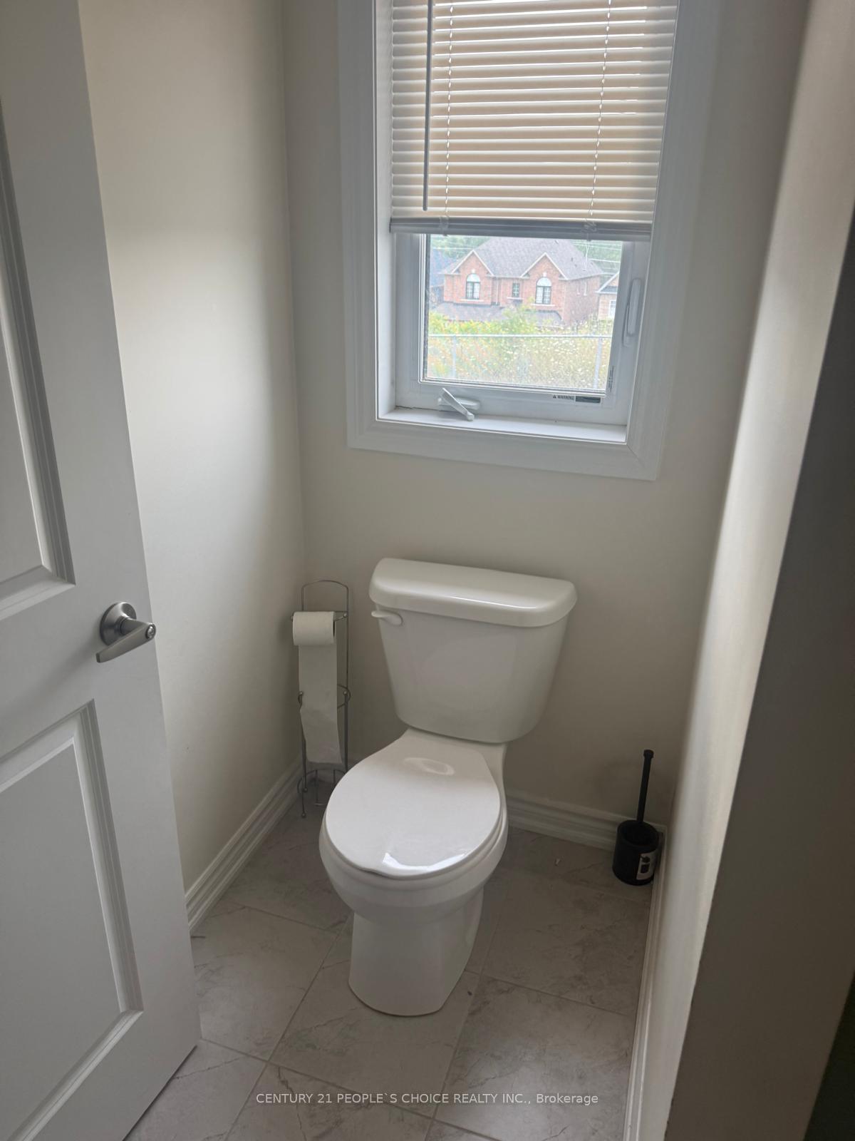 Photo 14 of 12 Cypress Point Street, Barrie, Ardagh — HOMEH