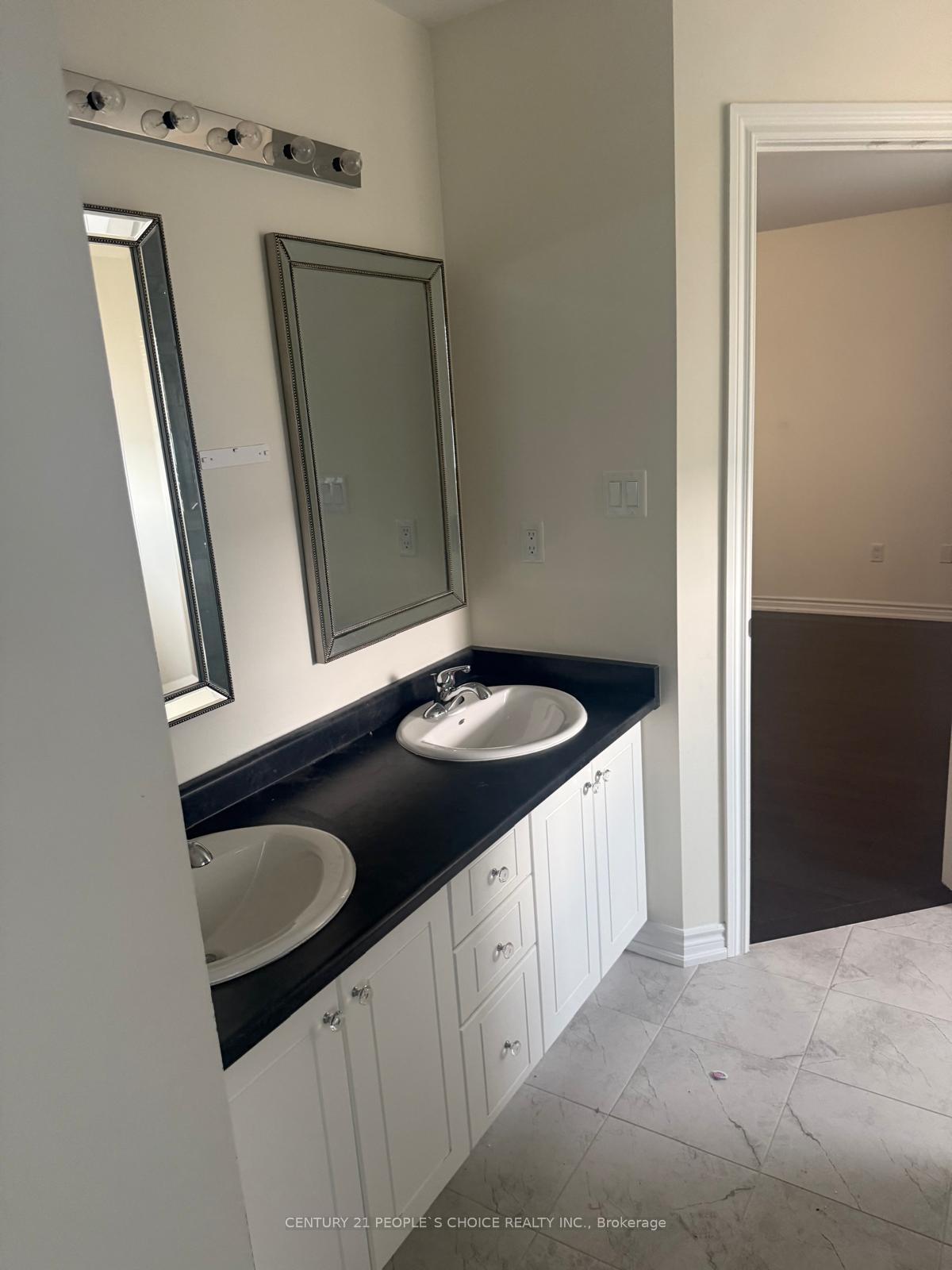 Photo 13 of 12 Cypress Point Street, Barrie, Ardagh — HOMEH
