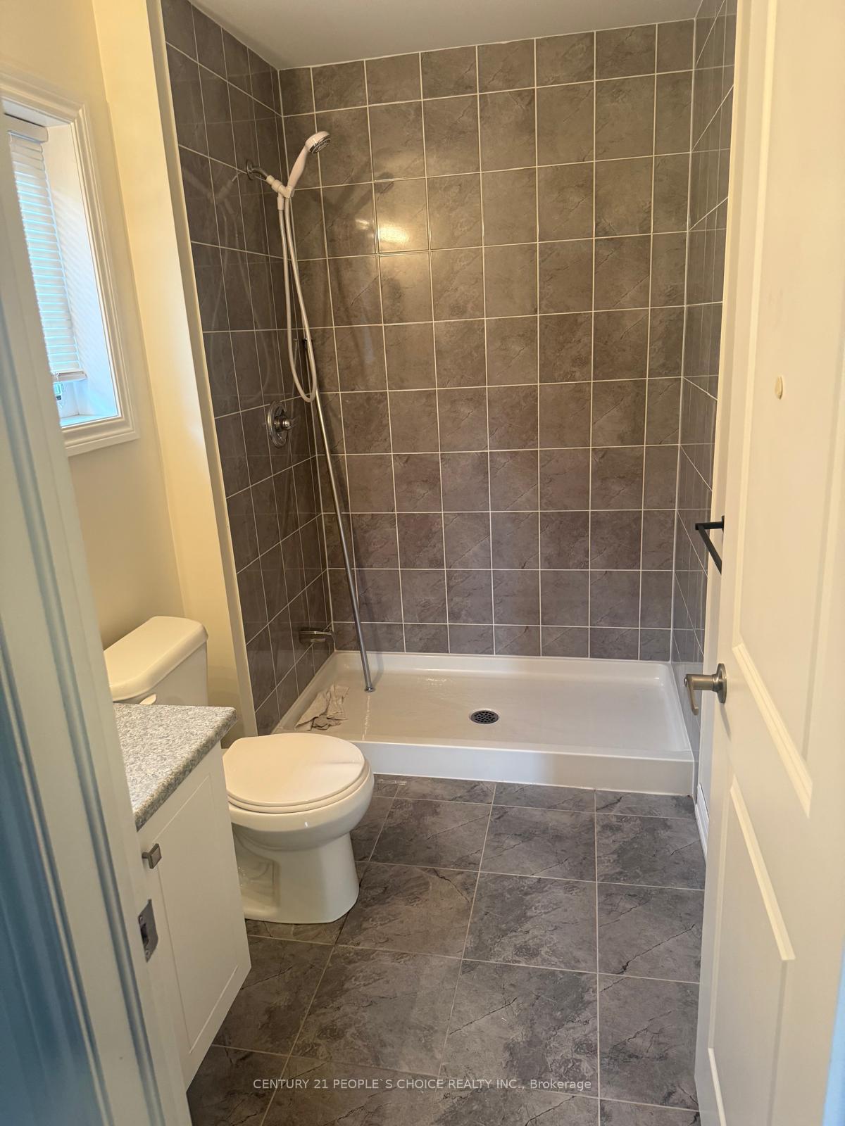 Photo 24 of 12 Cypress Point Street, Barrie, Ardagh — HOMEH