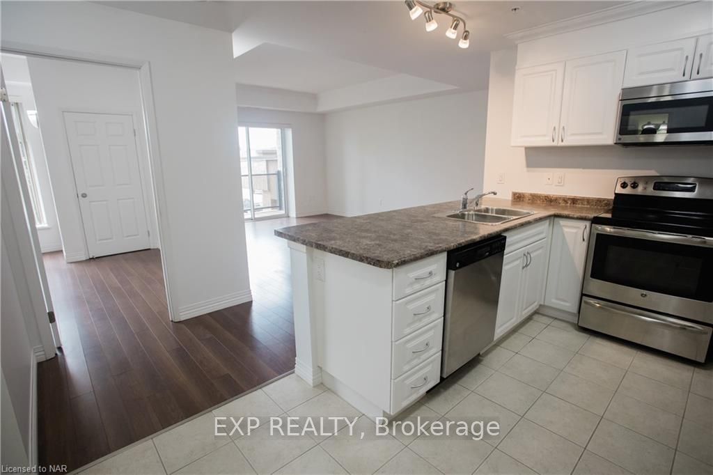 Front of Unit 201, 141 Vansickle Road