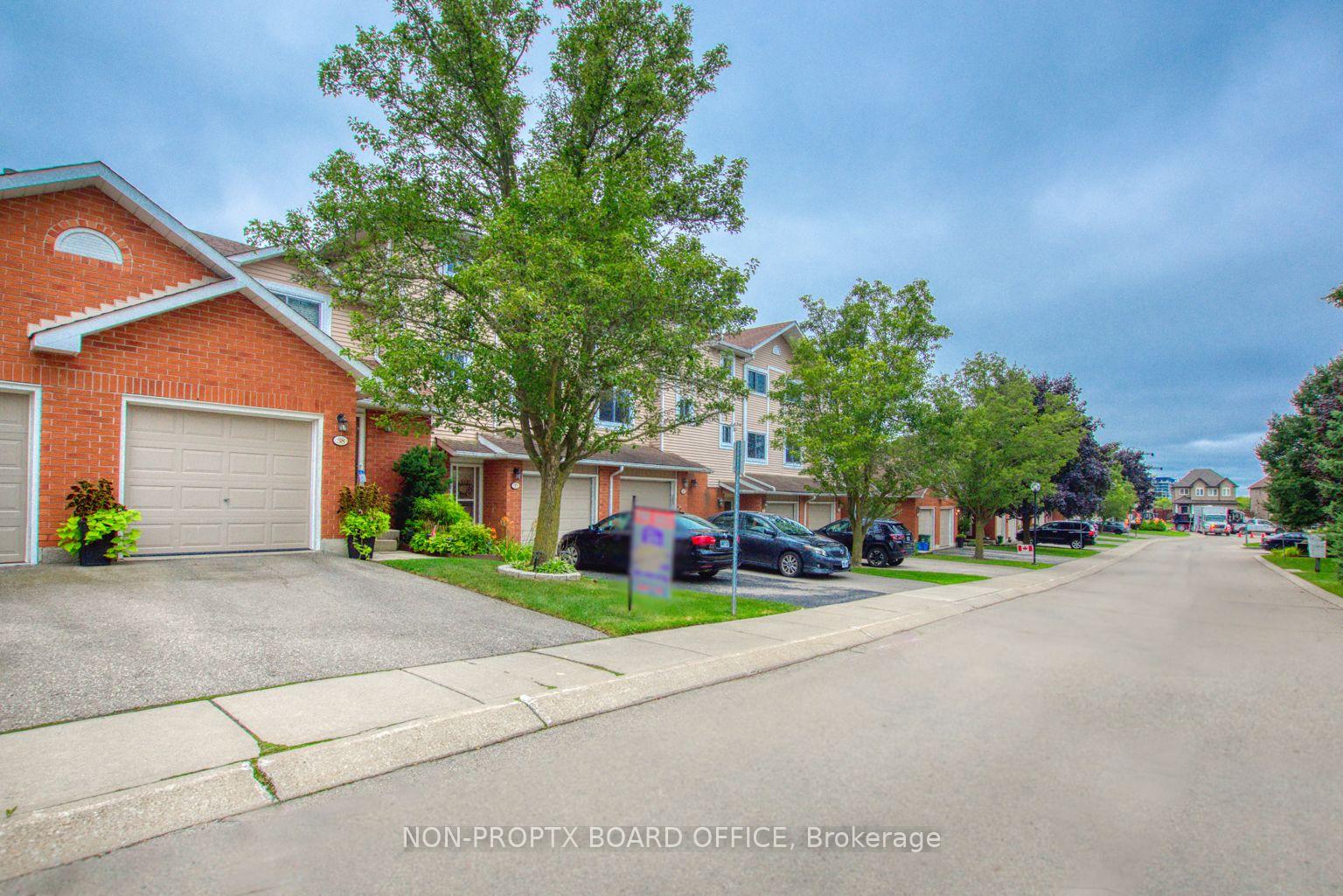 Photo 1 of Unit 38, 386 Highland Road W, Hamilton, Stoney Creek Mountain — HOMEH