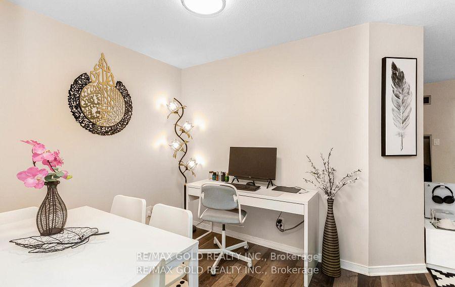 Photo 3 of Unit 1213, 155 Hillcrest Avenue, Mississauga, Cooksville — HOMEH