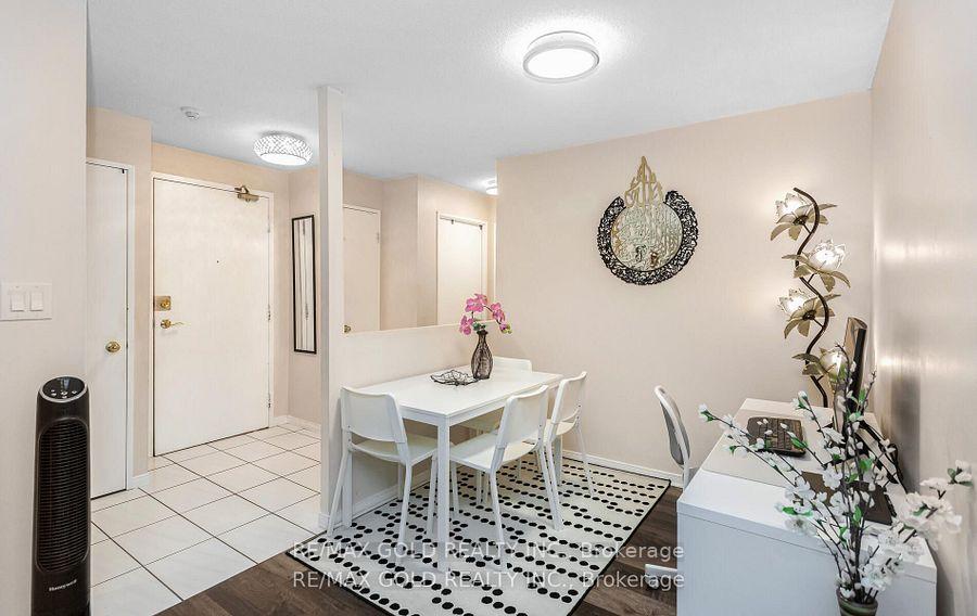 Photo 5 of Unit 1213, 155 Hillcrest Avenue, Mississauga, Cooksville — HOMEH