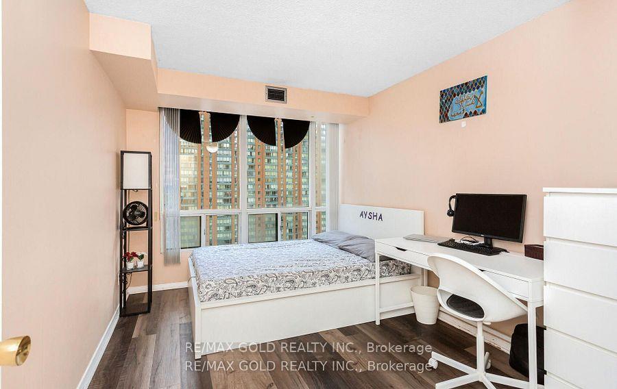 Photo 14 of Unit 1213, 155 Hillcrest Avenue, Mississauga, Cooksville — HOMEH