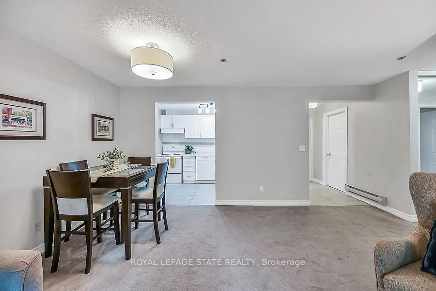 Photo 8 of Unit 204, 6 Niagara Street, Grimsby, Grimsby West — HOMEH
