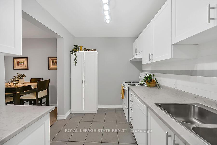 Photo 9 of Unit 204, 6 Niagara Street, Grimsby, Grimsby West — HOMEH