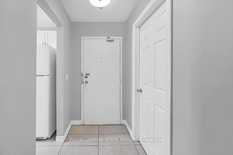 Photo 14 of Unit 204, 6 Niagara Street, Grimsby, Grimsby West — HOMEH