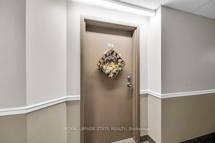 Photo 29 of Unit 204, 6 Niagara Street, Grimsby, Grimsby West — HOMEH