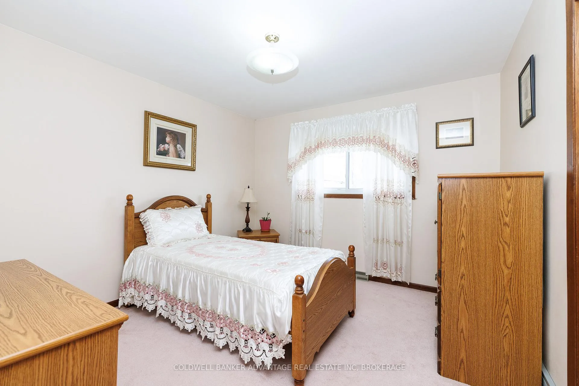 Photo 14 of 108 St. Andrews Avenue, Welland, Lincoln/Crowland — HOMEH