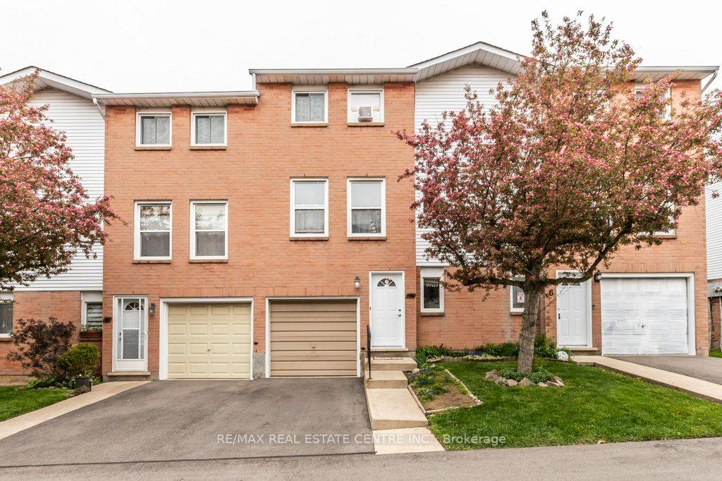 Photo 1 of Unit 5, 1255 Upper Gage Avenue, Hamilton, Quinndale — HOMEH