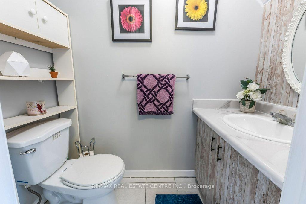 Photo 7 of Unit 5, 1255 Upper Gage Avenue, Hamilton, Quinndale — HOMEH