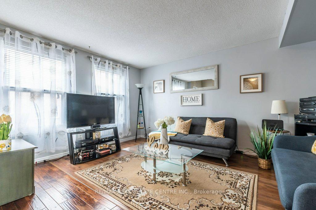 Photo 9 of Unit 5, 1255 Upper Gage Avenue, Hamilton, Quinndale — HOMEH