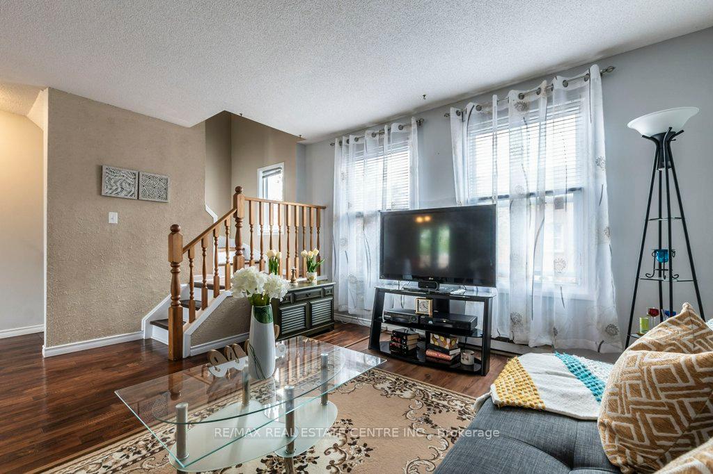 Photo 12 of Unit 5, 1255 Upper Gage Avenue, Hamilton, Quinndale — HOMEH