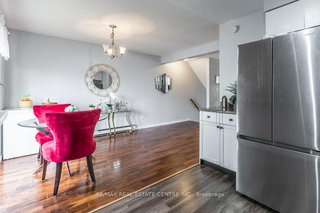 Photo 15 of Unit 5, 1255 Upper Gage Avenue, Hamilton, Quinndale — HOMEH