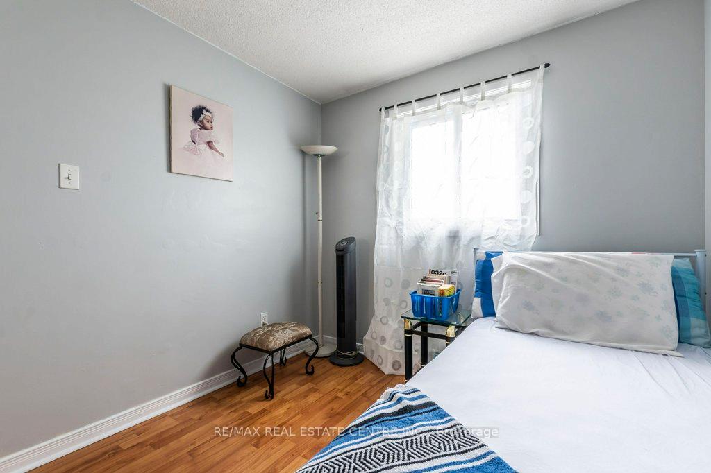 Photo 23 of Unit 5, 1255 Upper Gage Avenue, Hamilton, Quinndale — HOMEH