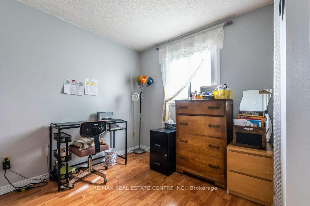 Photo 24 of Unit 5, 1255 Upper Gage Avenue, Hamilton, Quinndale — HOMEH