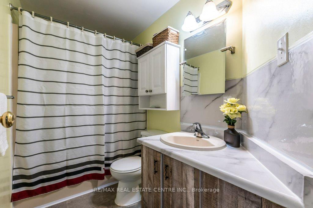 Photo 27 of Unit 5, 1255 Upper Gage Avenue, Hamilton, Quinndale — HOMEH
